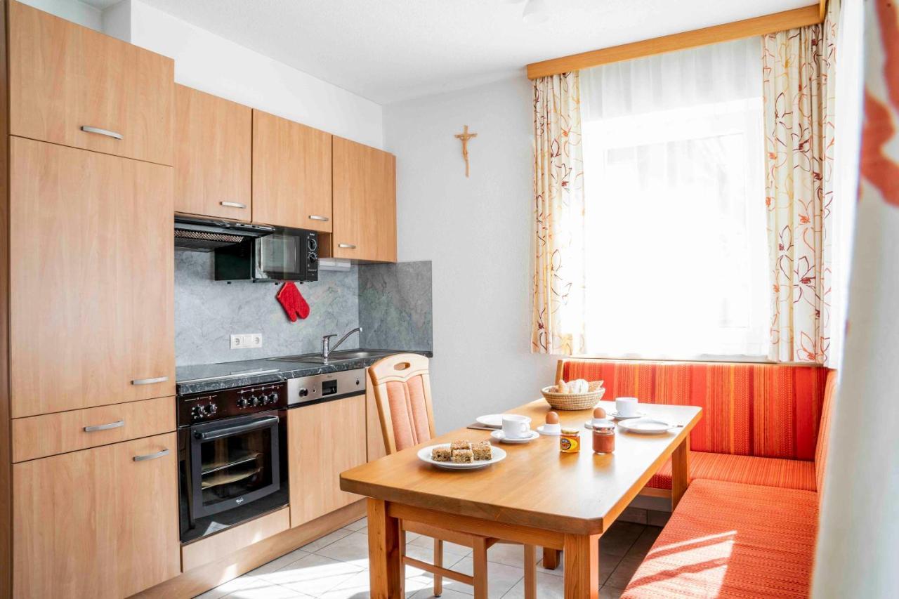 Apartamento Adlerhof Sankt Leonhard im Pitztal Exterior foto