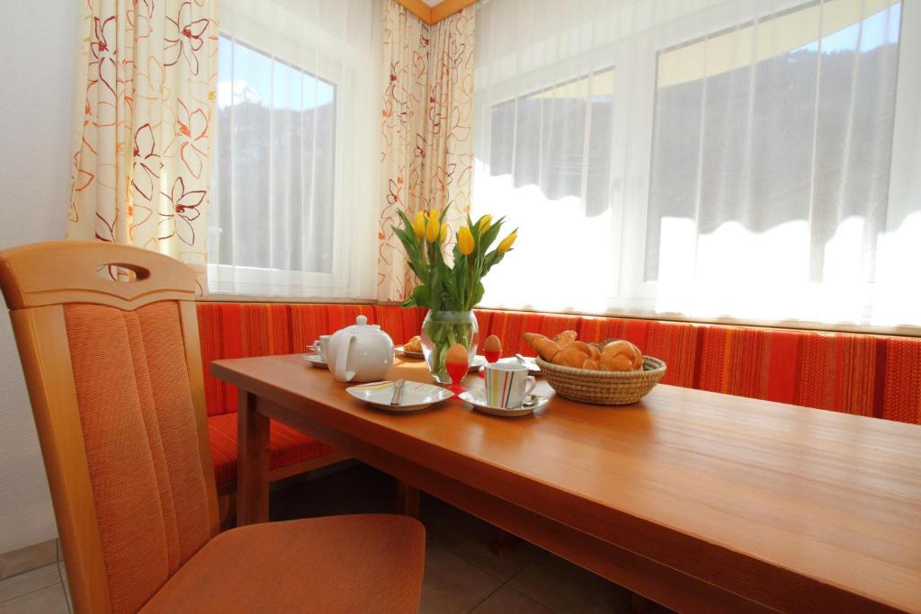 Apartamento Adlerhof Sankt Leonhard im Pitztal Habitación foto